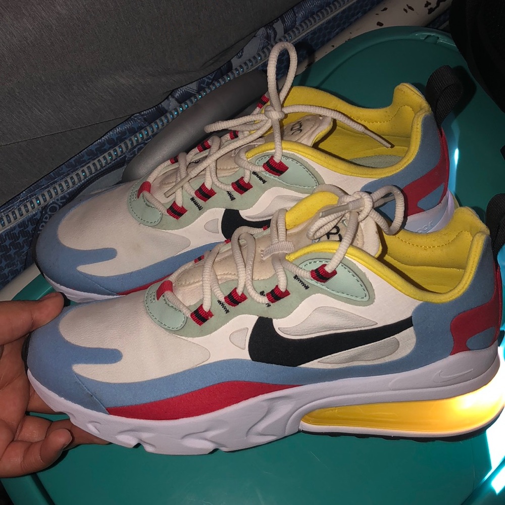 Nike air 270s